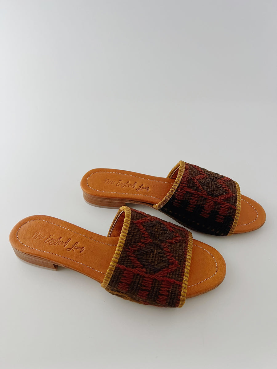 Size 6 - Sandal 06