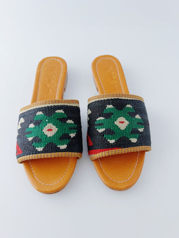 Size 7.5 - Sandal 50