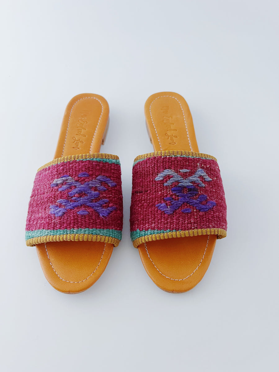 Size 8 - Sandal 63