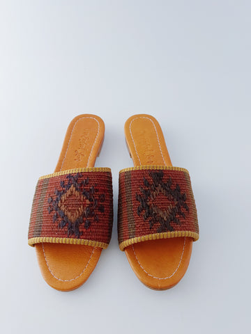 Size 8.5 - Sandal 76