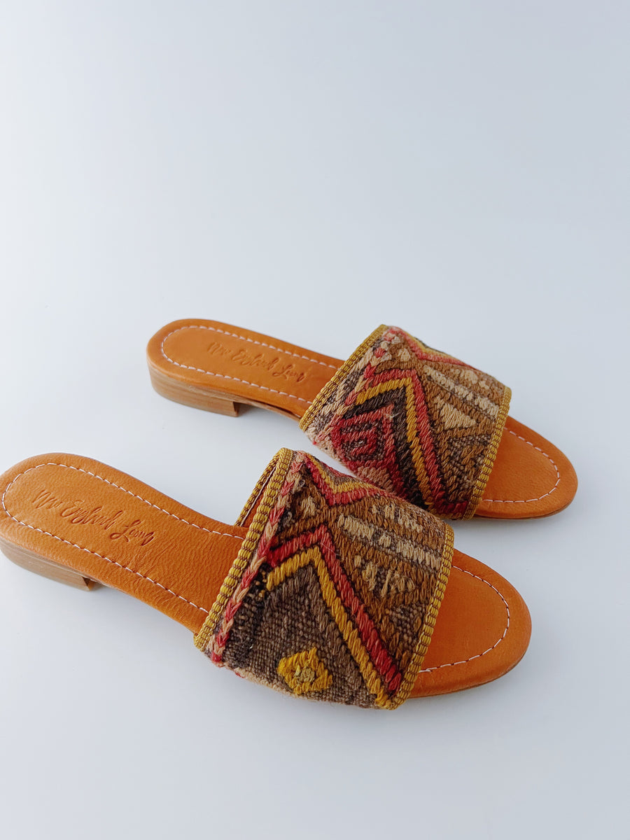 Size 8.5 - Sandal 80