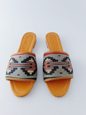 Size 8.5 - Sandal 84