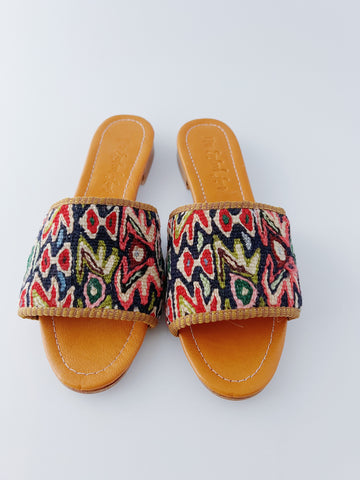 Size 8.5 - Sandal 85