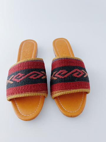 Size 9.5 - Sandal 118