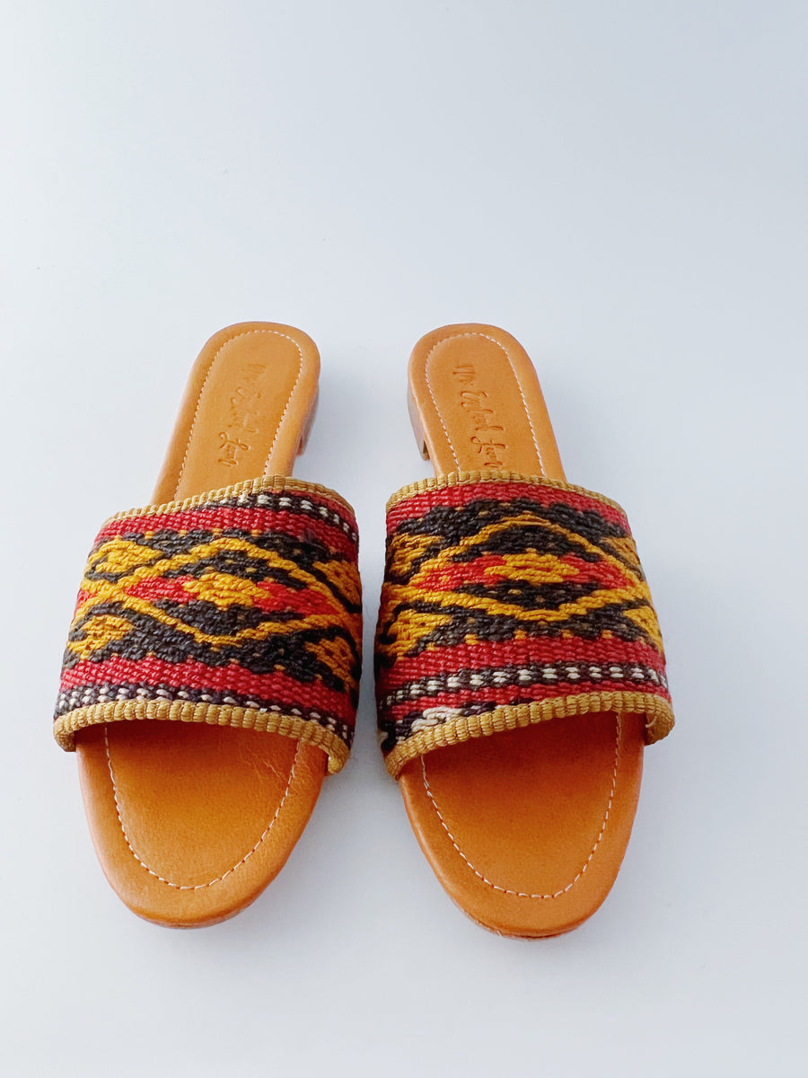 Size ~11 - Sandal 150