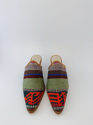 Shoe 05 - Size 6