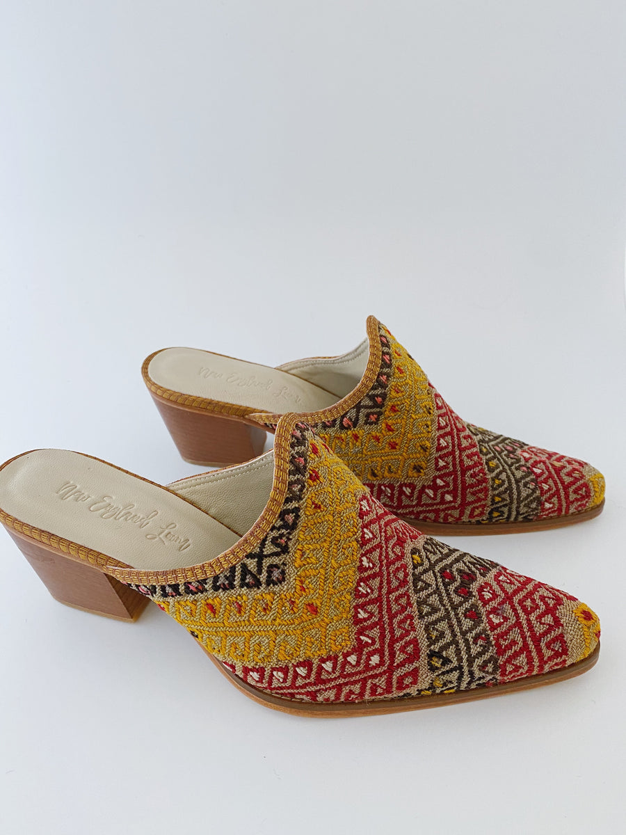 Shoe ~188A - Size 10.5