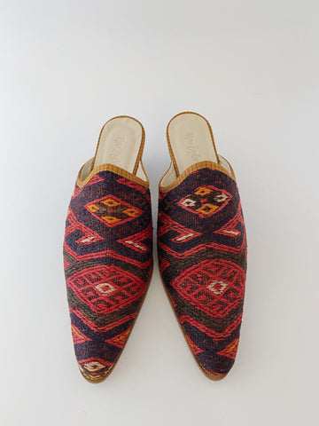 Shoe ~196 - Size 12
